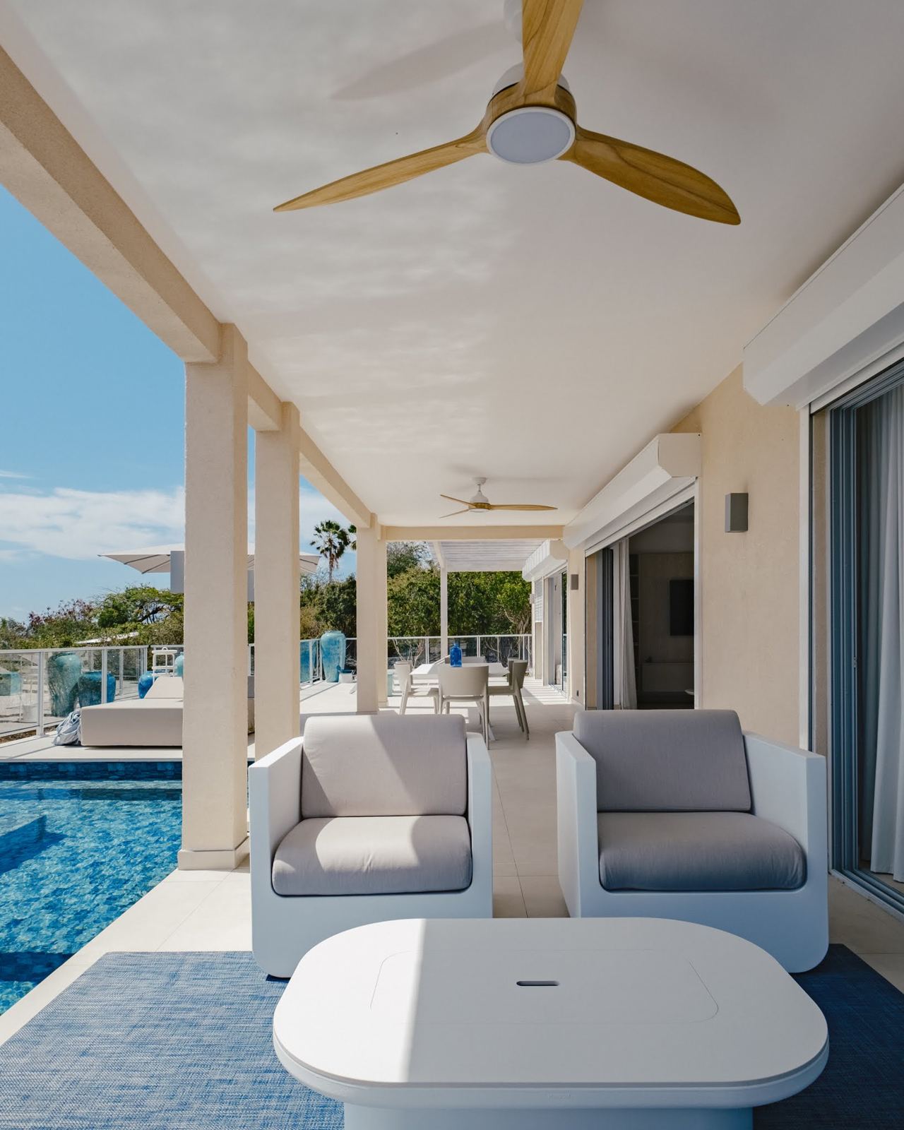 Lounge by the infinity pool